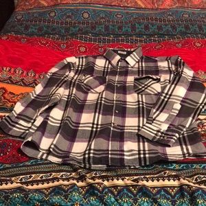 Men’s purple flannel sz XL great cover up